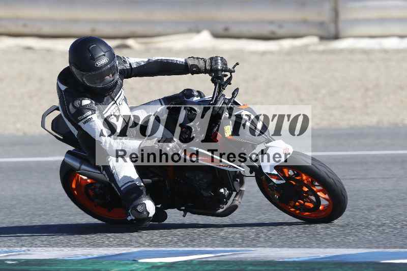 /Archiv-2024/02 29.01.-02.02.2024 Moto Center Thun Jerez/Gruppe gruen-green/2